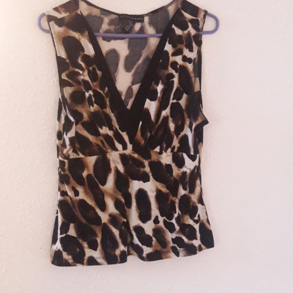 Sleeveless top